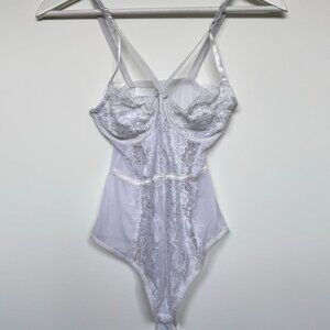 [NEVER WORN] White Lingerie One Piece Bodysuit Fashionova